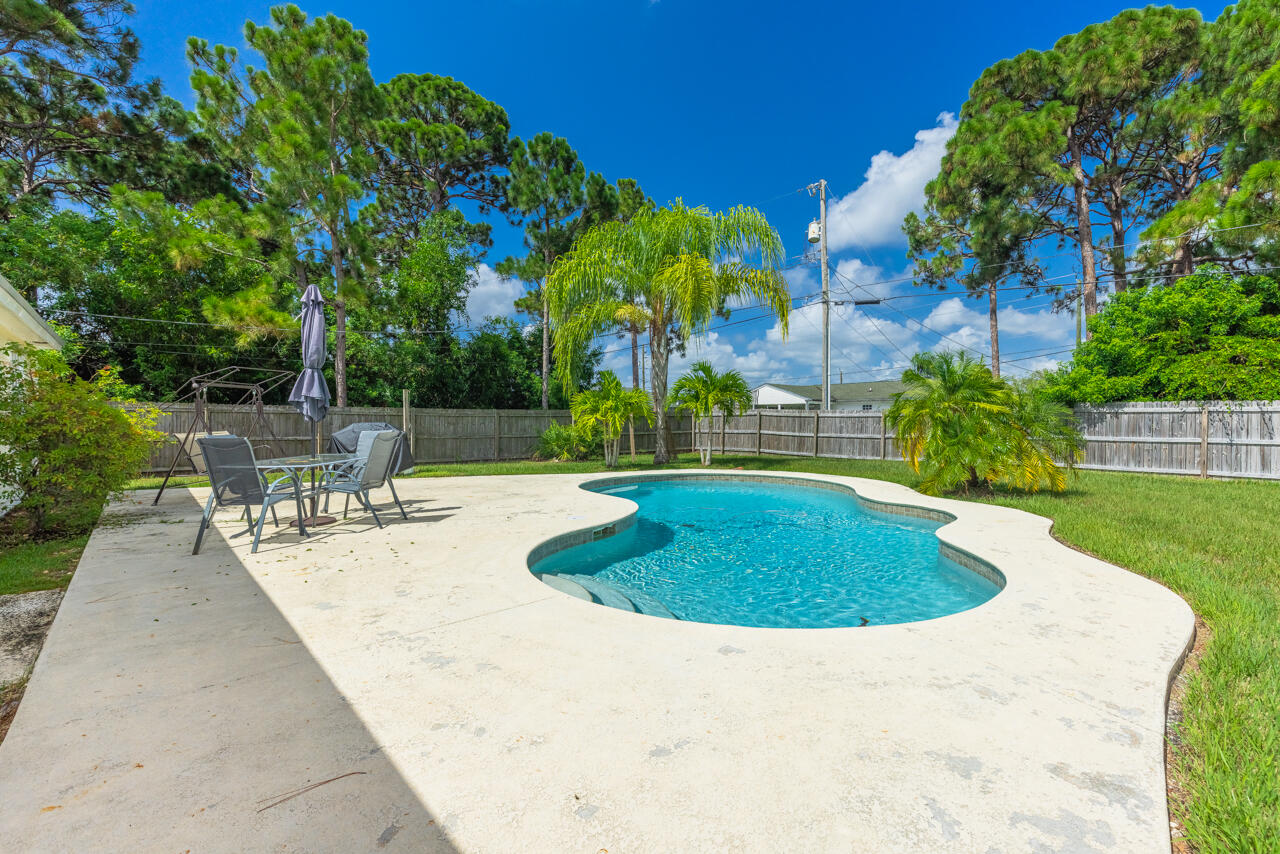 PORT ST LUCIE SECTION 40 - Residential