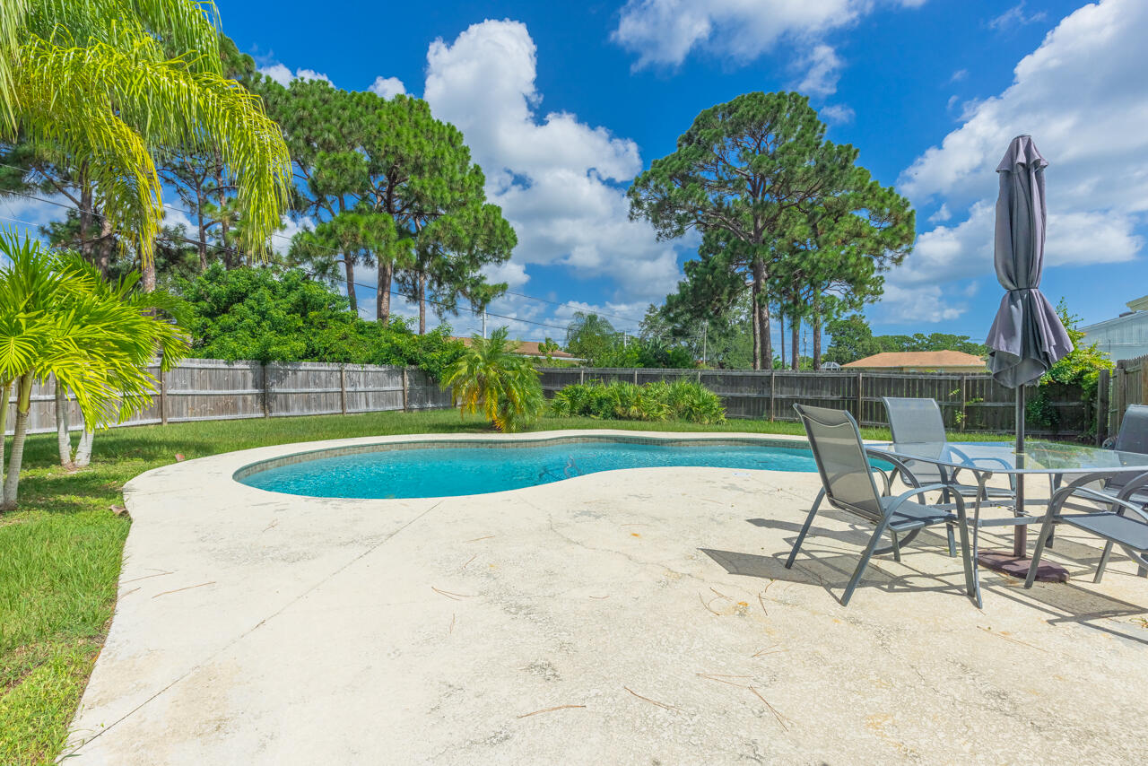 PORT ST LUCIE SECTION 40 - Residential