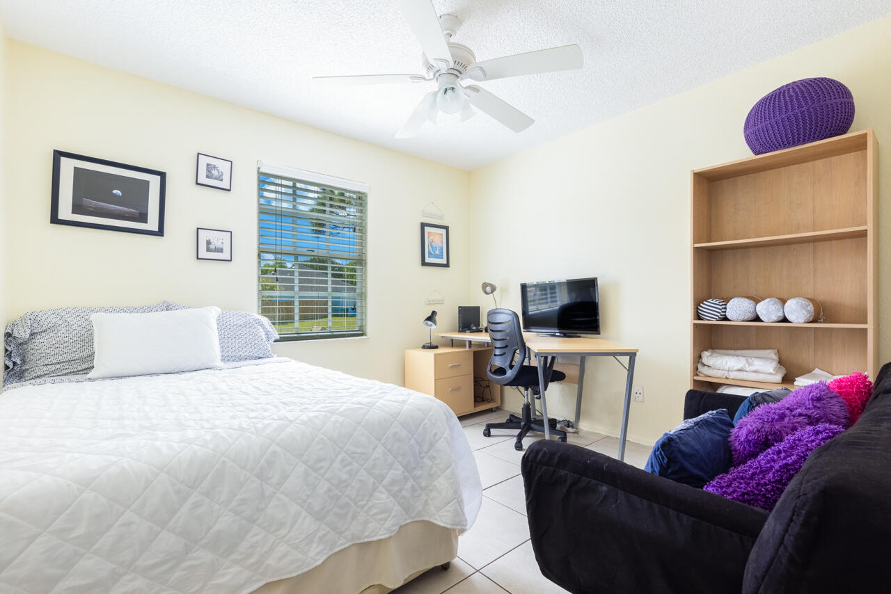 PORT ST LUCIE SECTION 40 - Residential