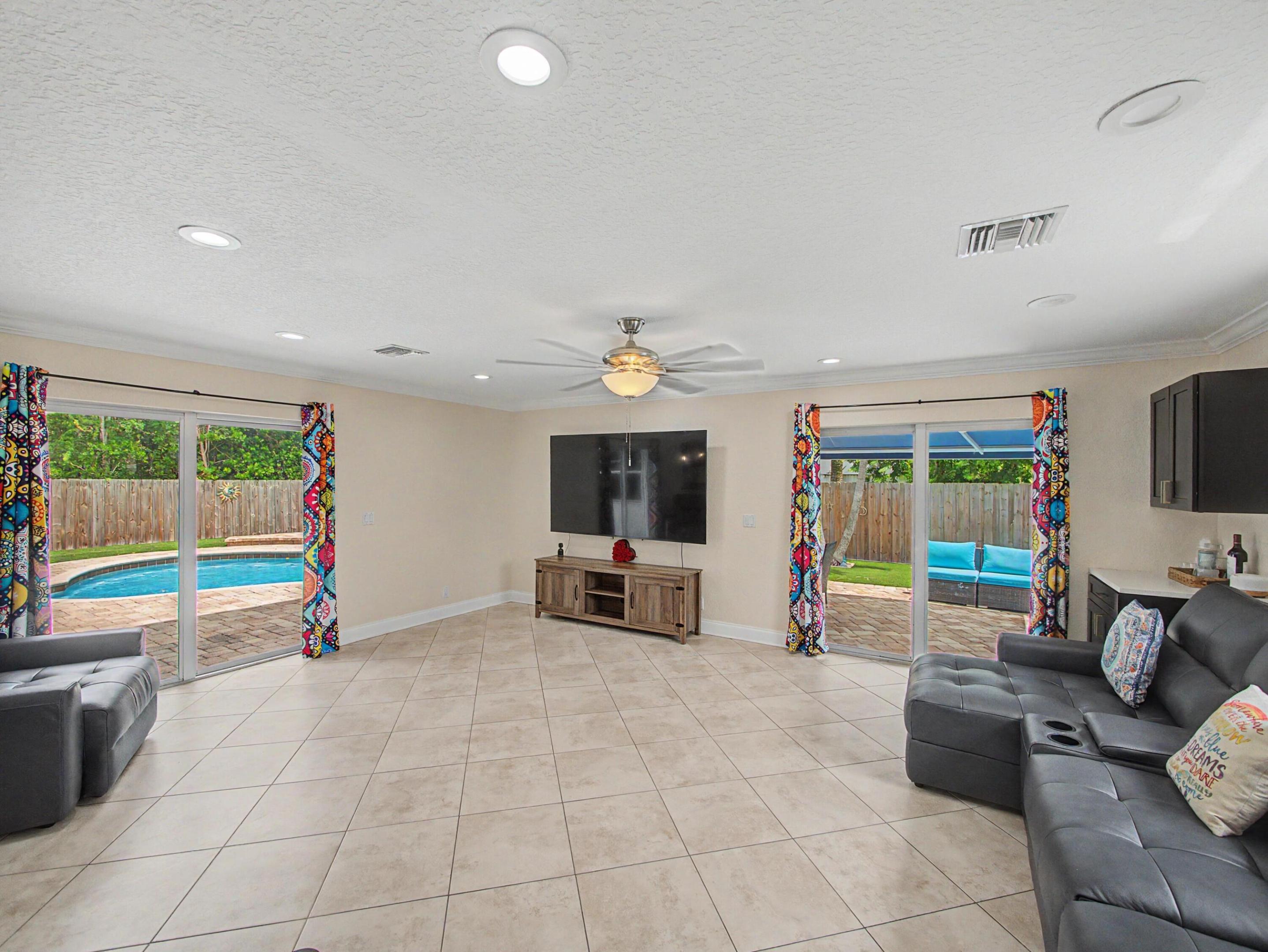 BILTMORE TERRACE - Residential