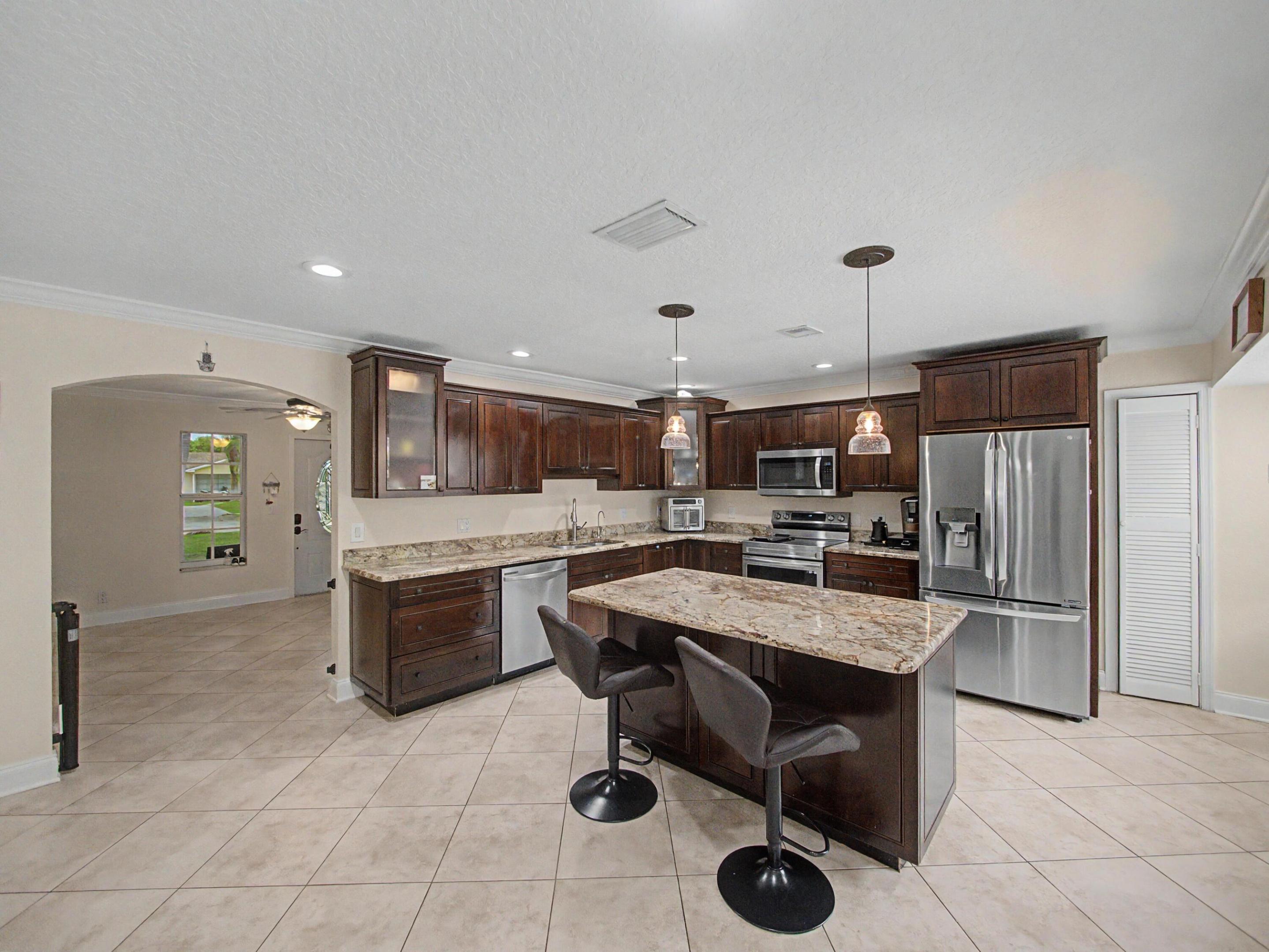 4868 Canal Drive