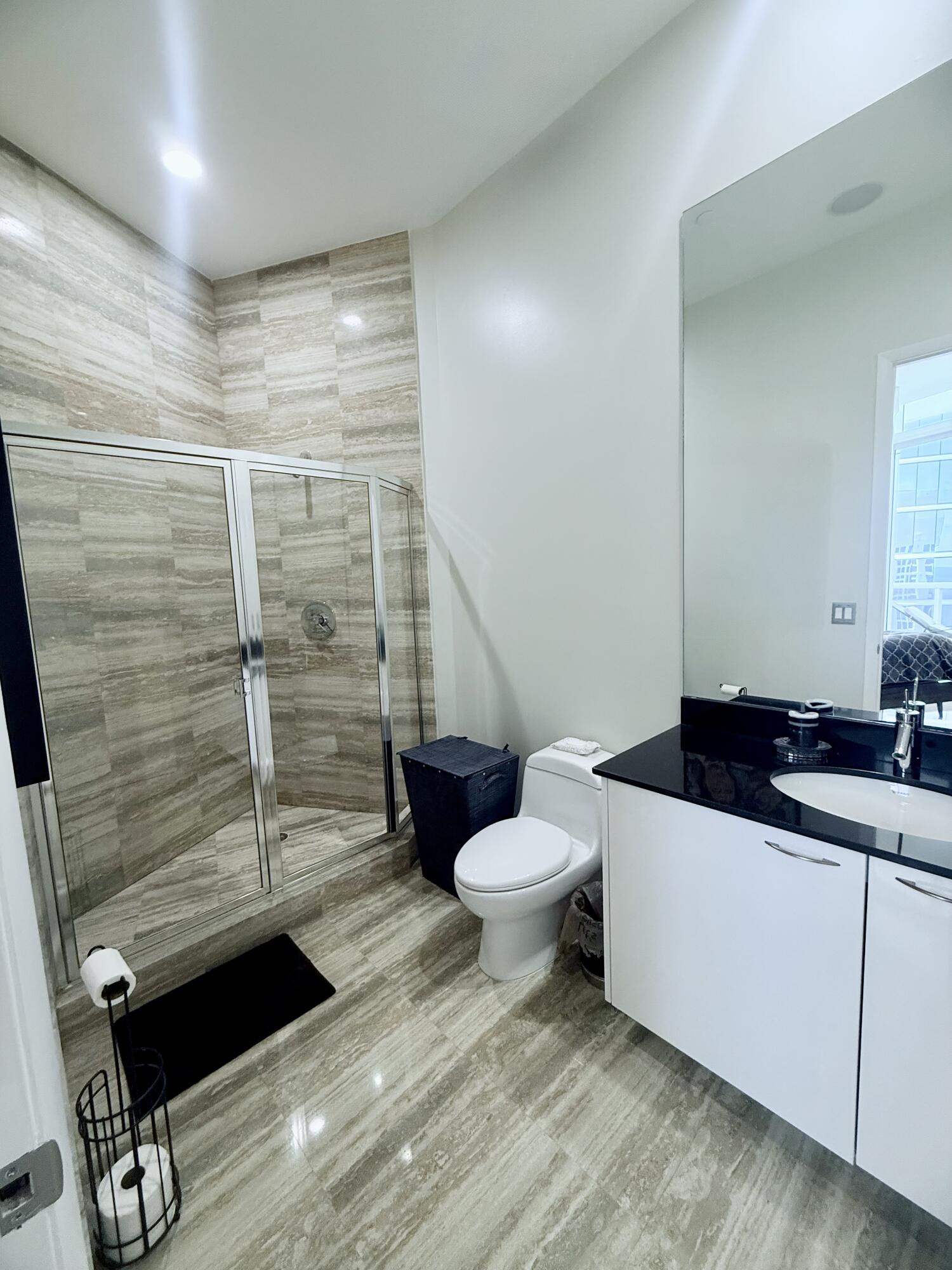 Trump Tower III - Residential