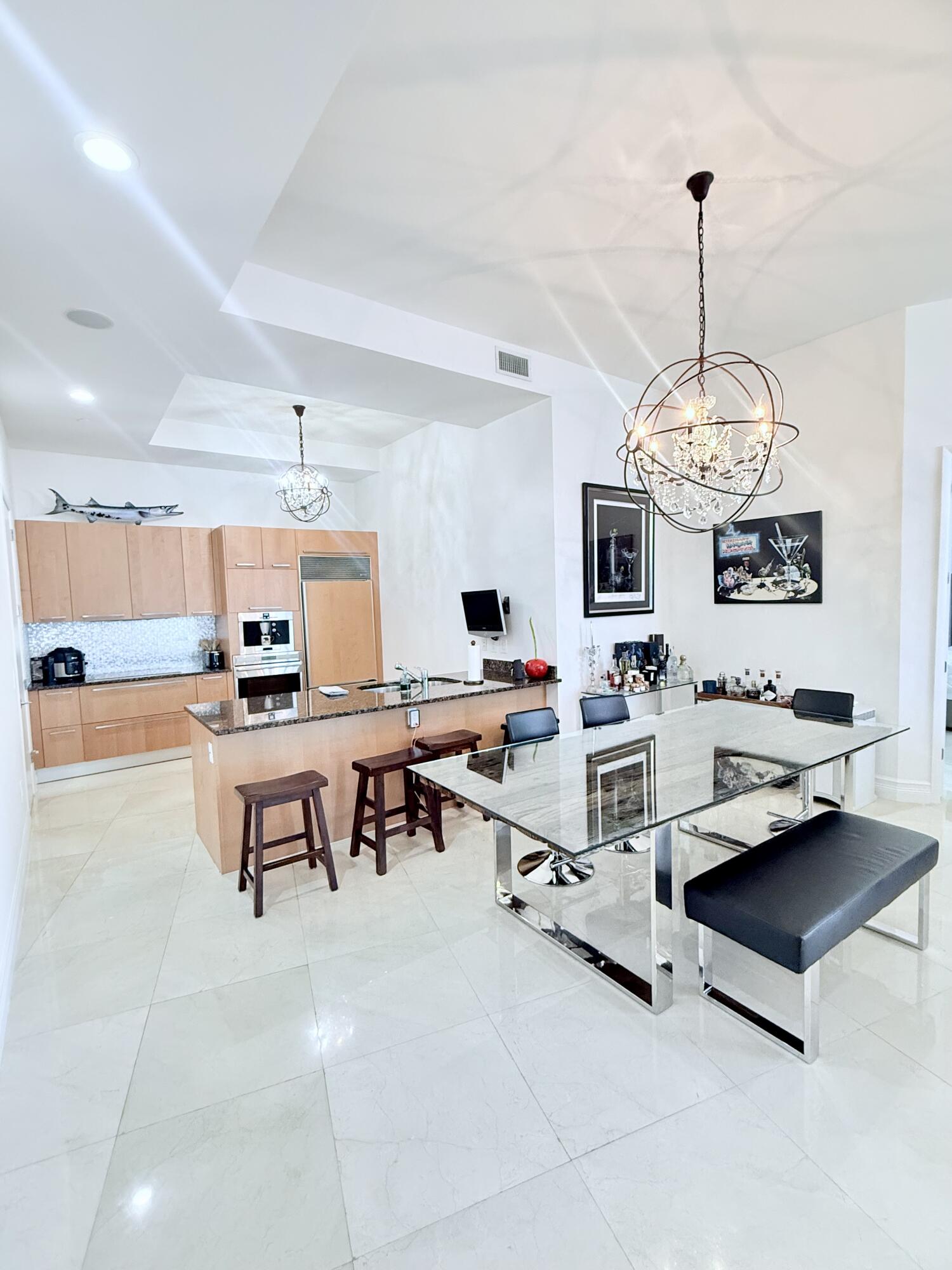 15811 Collins Avenue 4307