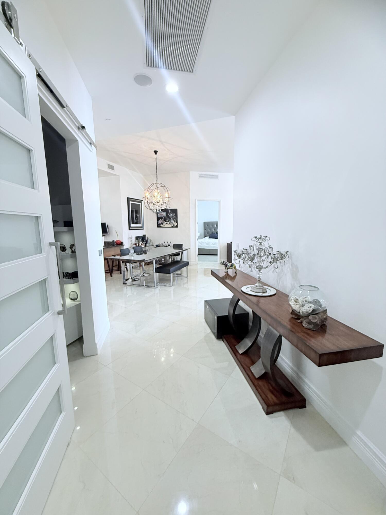 15811 Collins Avenue 4307