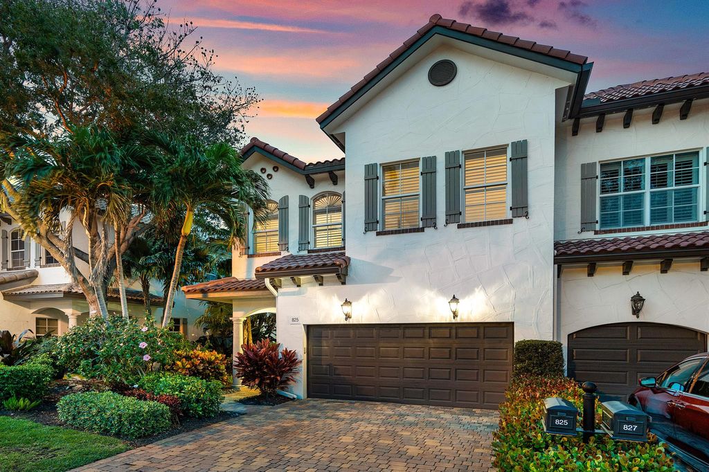 Photo of 825 Estuary Way, Delray Beach, FL 33483 (MLS # R10964853)