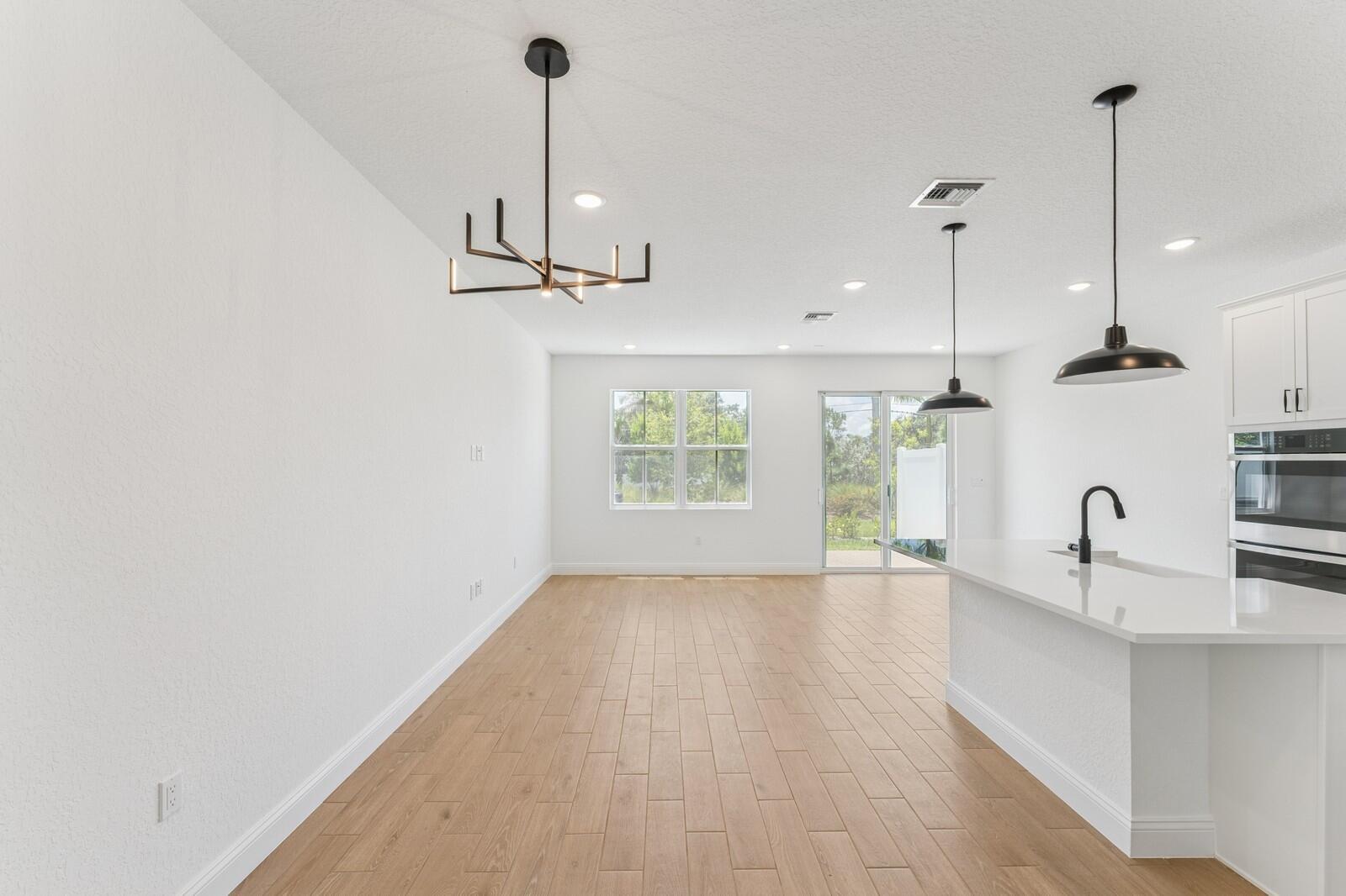 120 SE Birch Terrace 1476