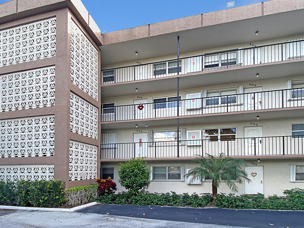 SEAGATE OF GULFSTREAM - Residential