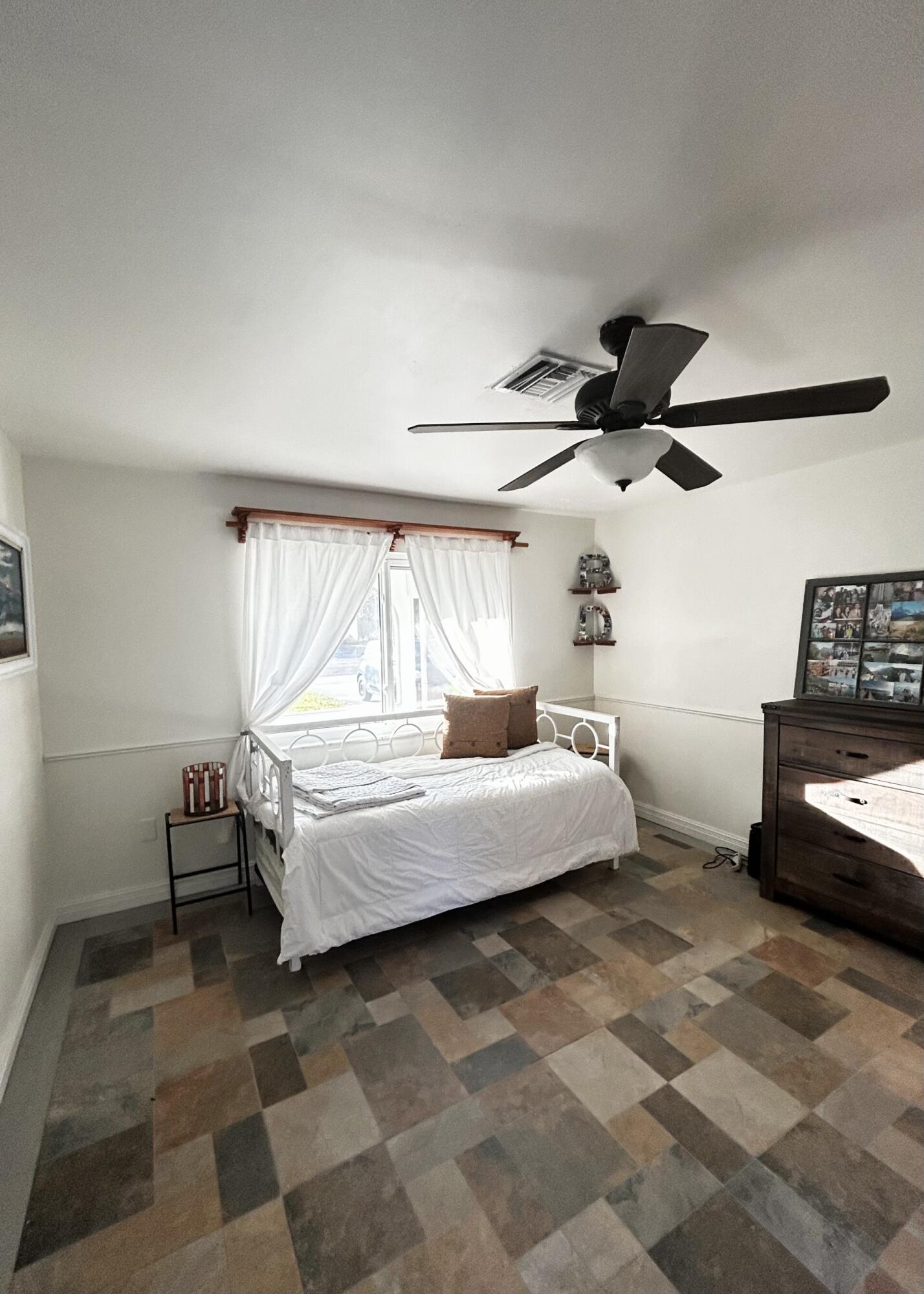 SARITA HEIGHTS WEST - Residential