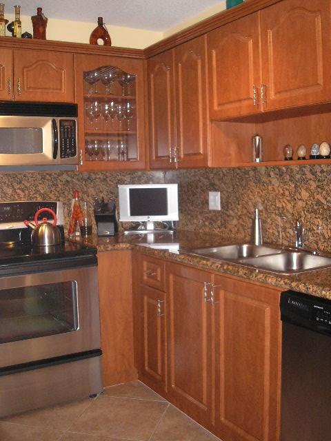 VILLAS AT HARBOR ISLES - Residential Lease