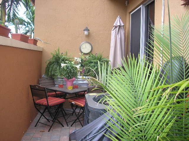 VILLAS AT HARBOR ISLES - Residential Lease