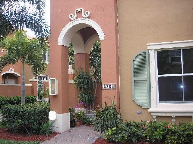 VILLAS AT HARBOR ISLES - Residential Lease