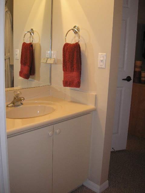 VILLAS AT HARBOR ISLES - Residential Lease