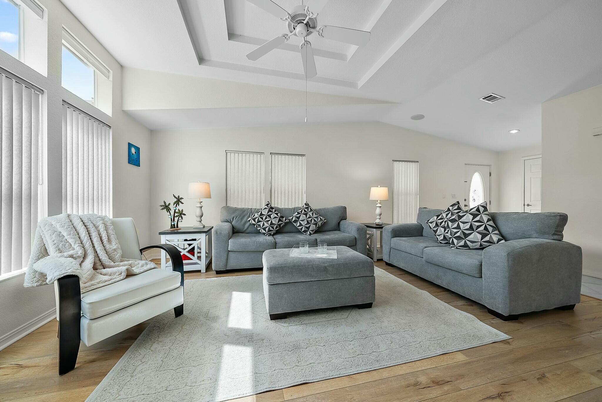 EAGLE'S RETREAT AT SAVANN - Residential