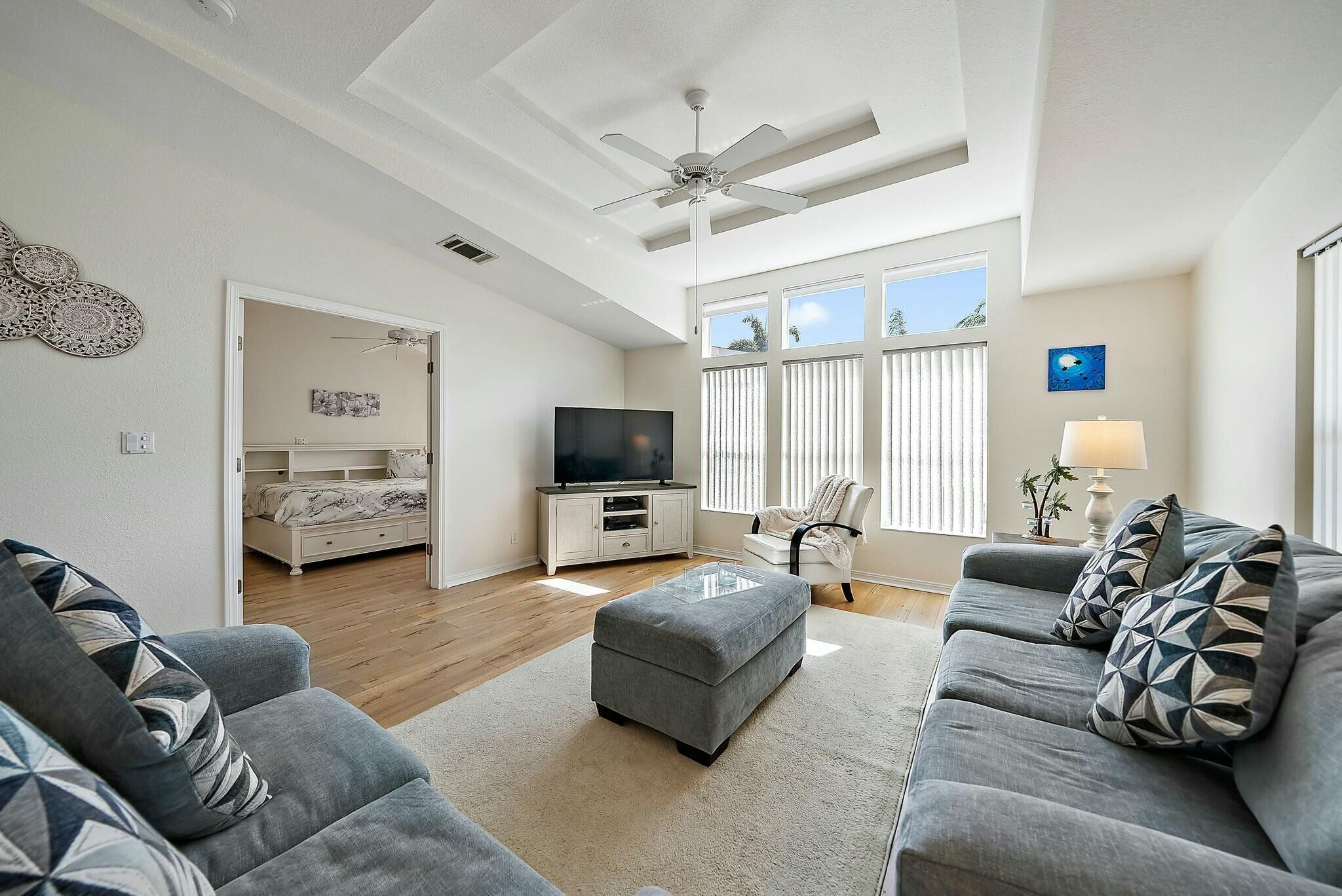 EAGLE'S RETREAT AT SAVANN - Residential