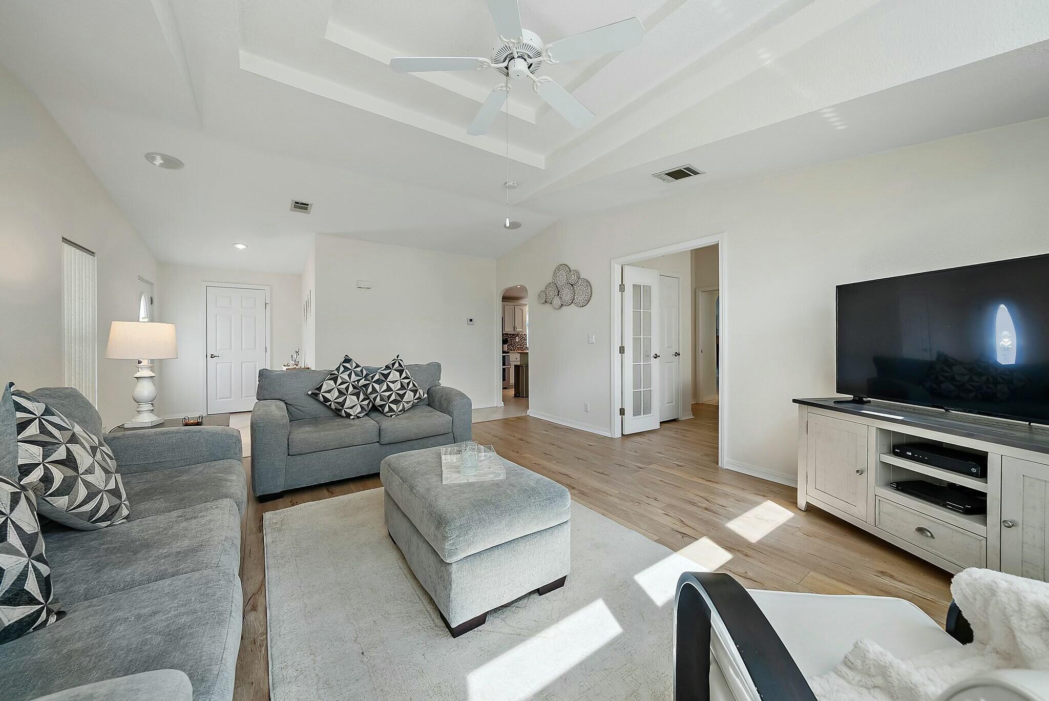 EAGLE'S RETREAT AT SAVANNA CLUB PHASE 2 - Residential