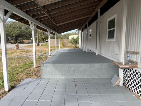 A home in Moore Haven