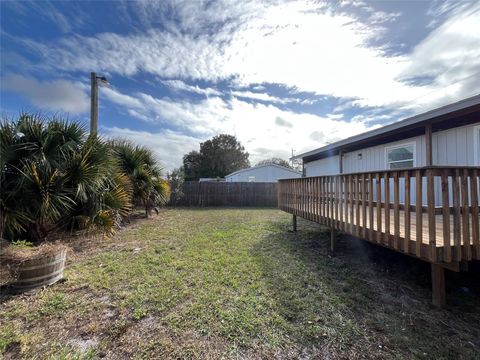 A home in Moore Haven