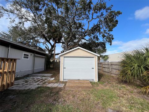 A home in Moore Haven