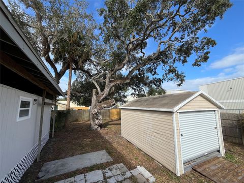 A home in Moore Haven