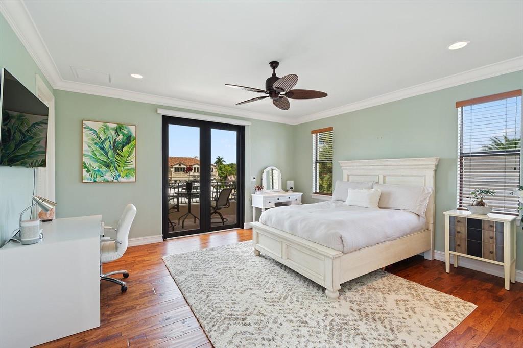 VENETIAN ISLES 3RD SEC - Residential