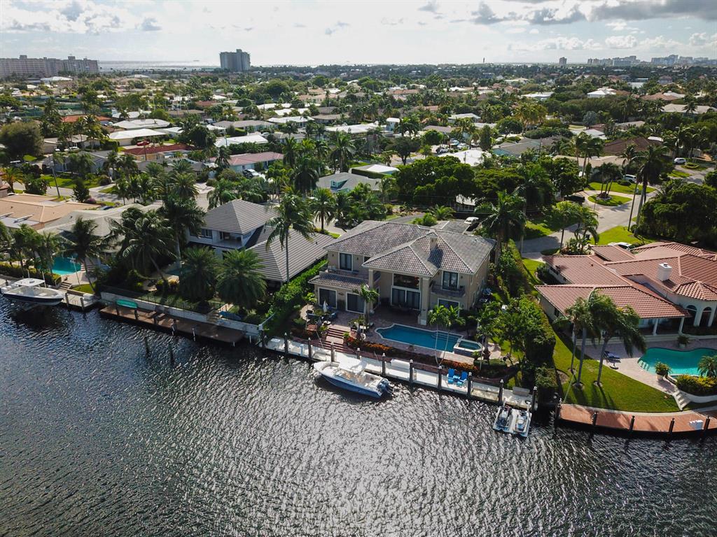 VENETIAN ISLES 3RD SEC - Residential