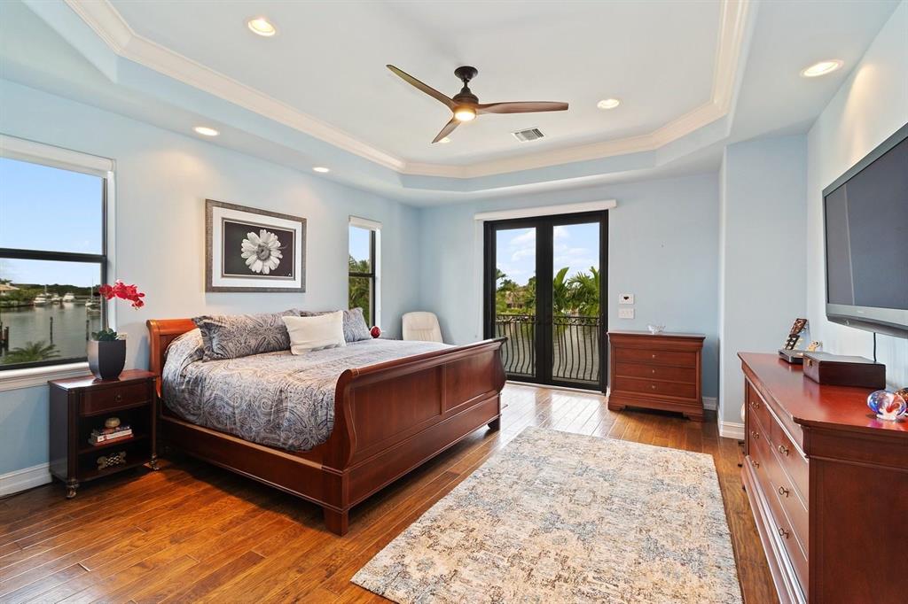 VENETIAN ISLES 3RD SEC - Residential