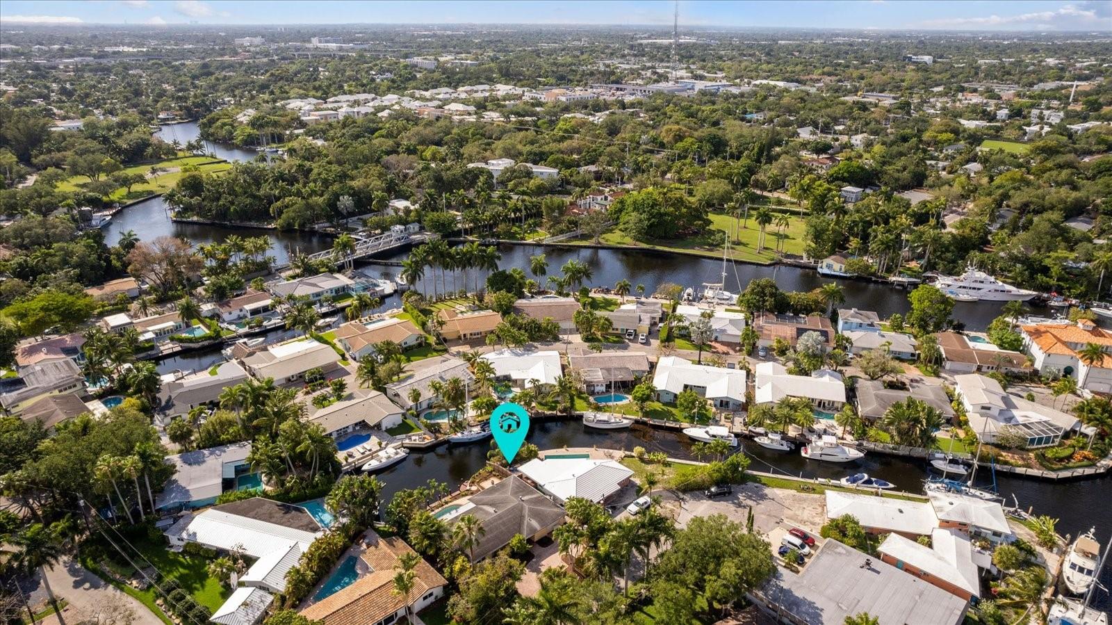 Tropical Point 2 54-27 B - Residential