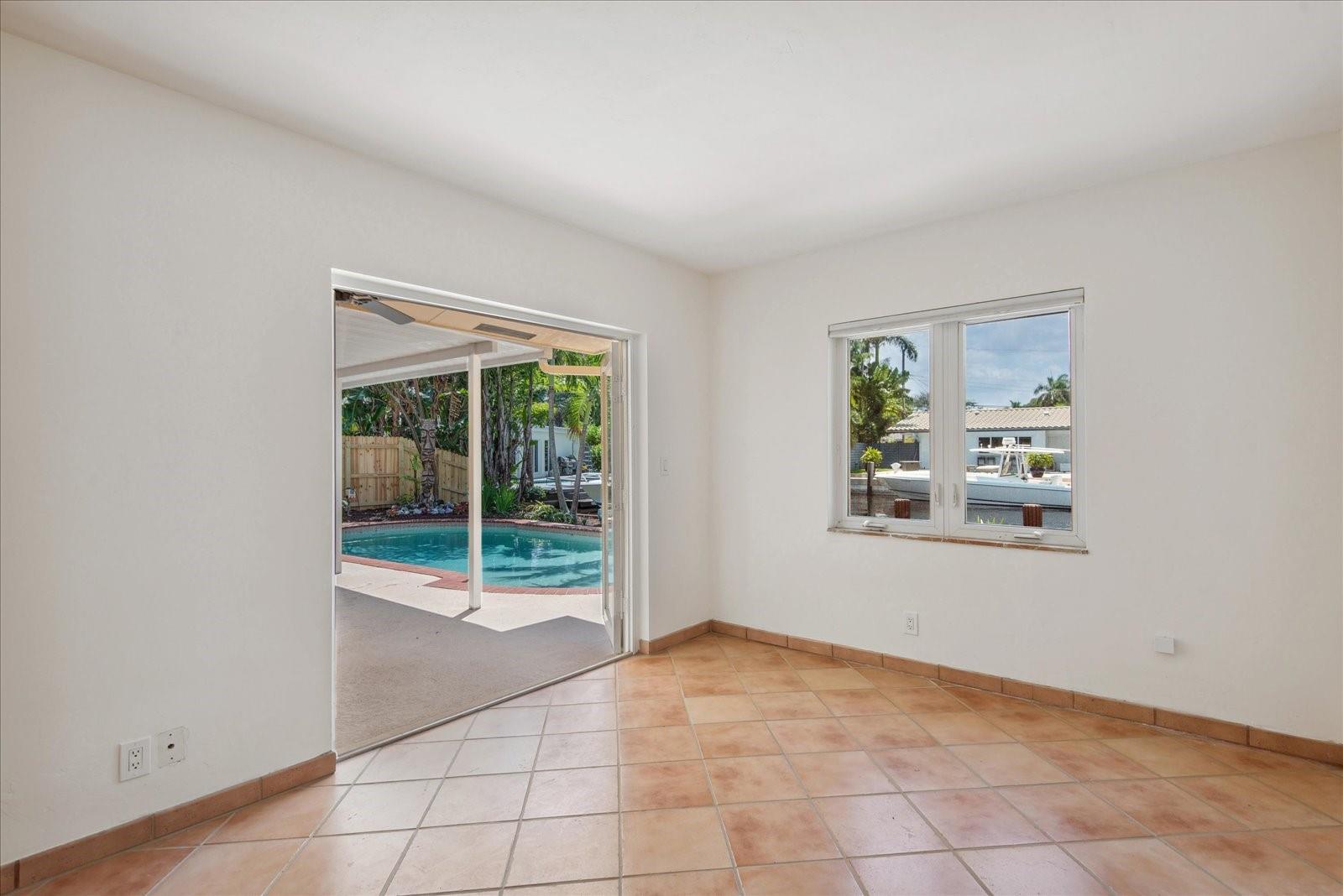 Tropical Point 2 54-27 B - Residential