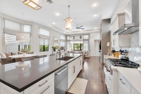 Tiny photo for 10282 SWEET BAY Manor, Parkland, FL 33076 (MLS # B26063138)