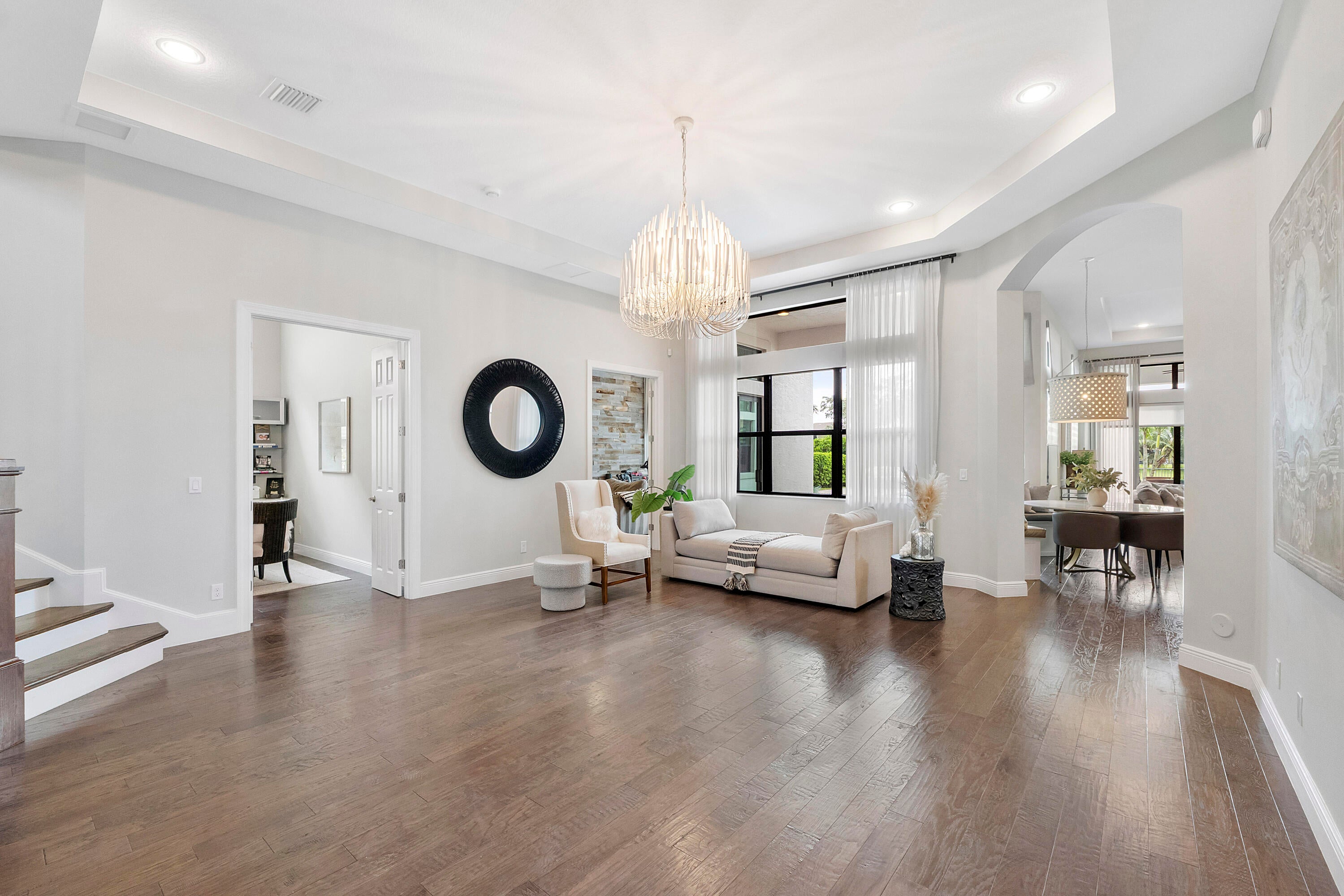 10282 SWEET BAY Manor