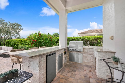 Tiny photo for 10282 SWEET BAY Manor, Parkland, FL 33076 (MLS # B26063138)