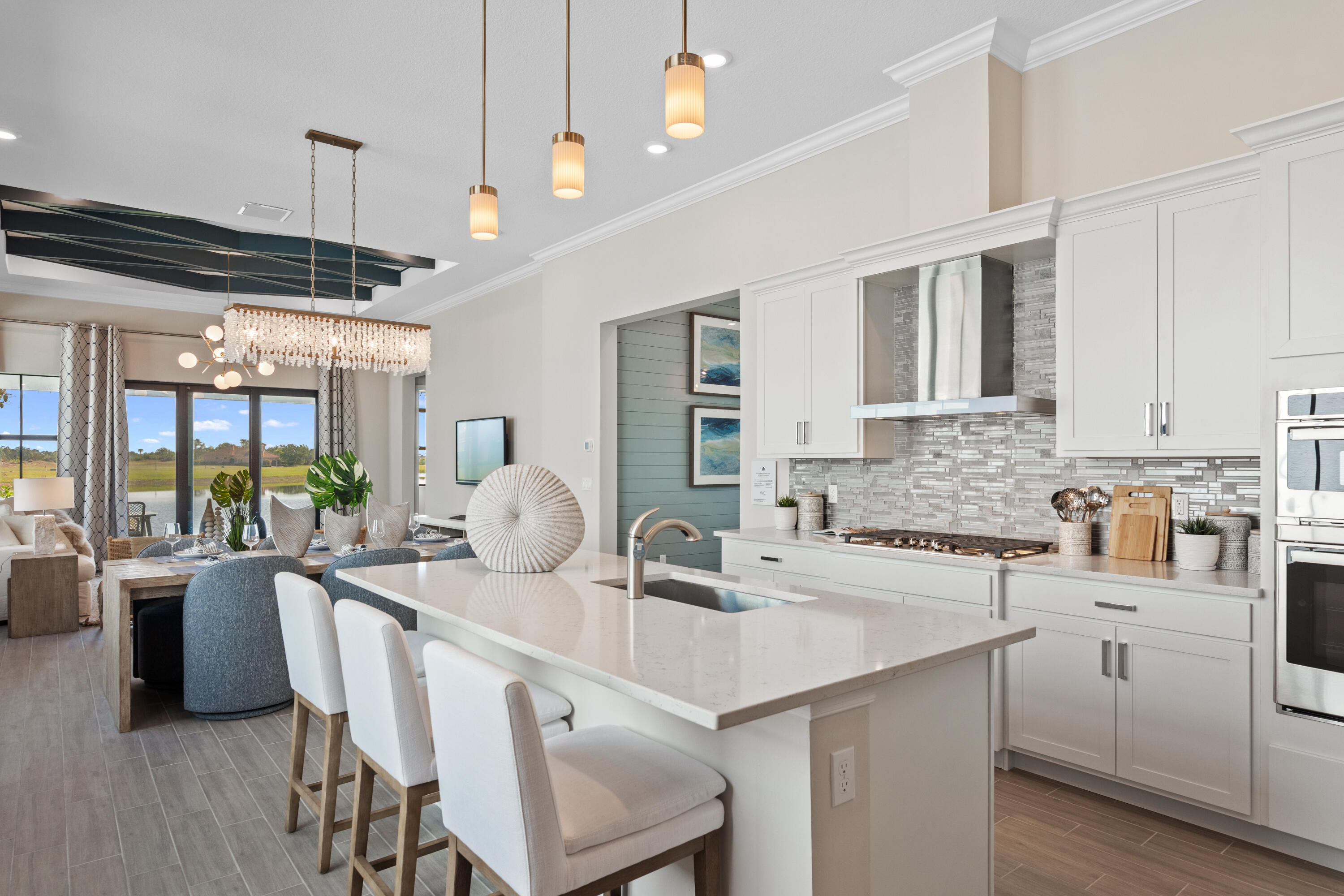 713 SE Fascino Circle