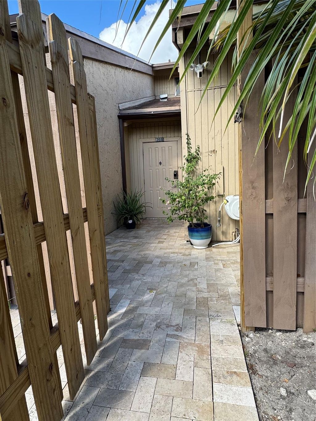 Photo of 8011 SW 22nd Ct #8011, Davie, FL 33324 (MLS # F10532114)