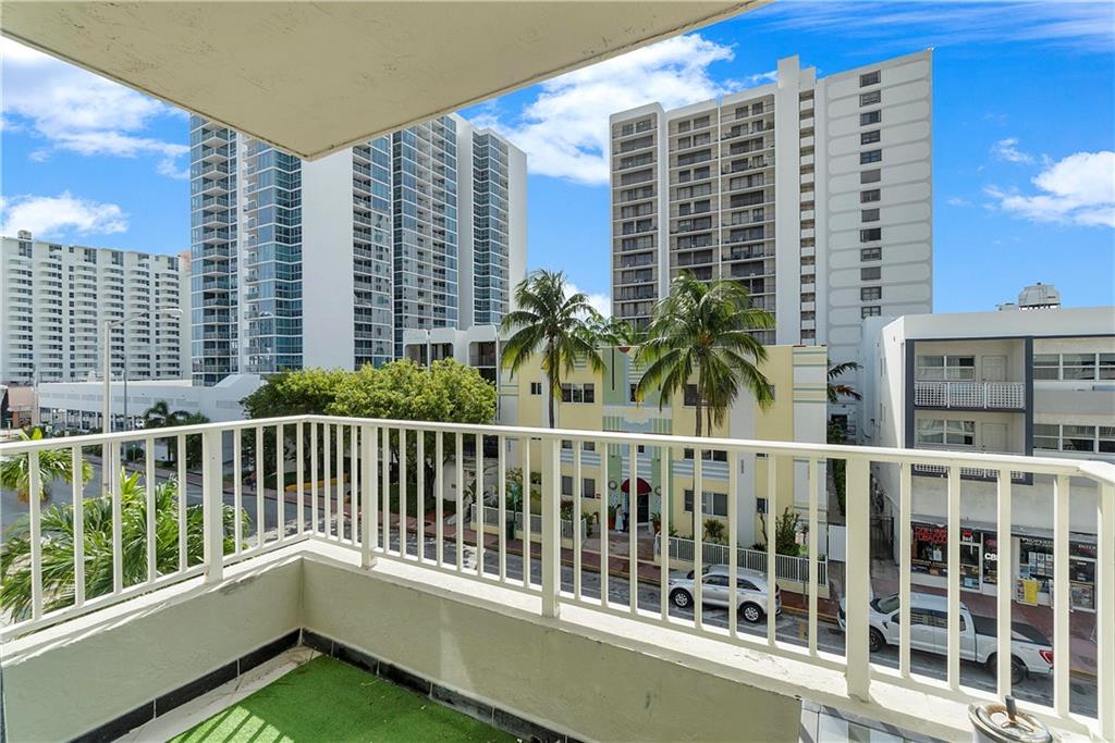 LAKE BEACH CLUB CONDO - Residential