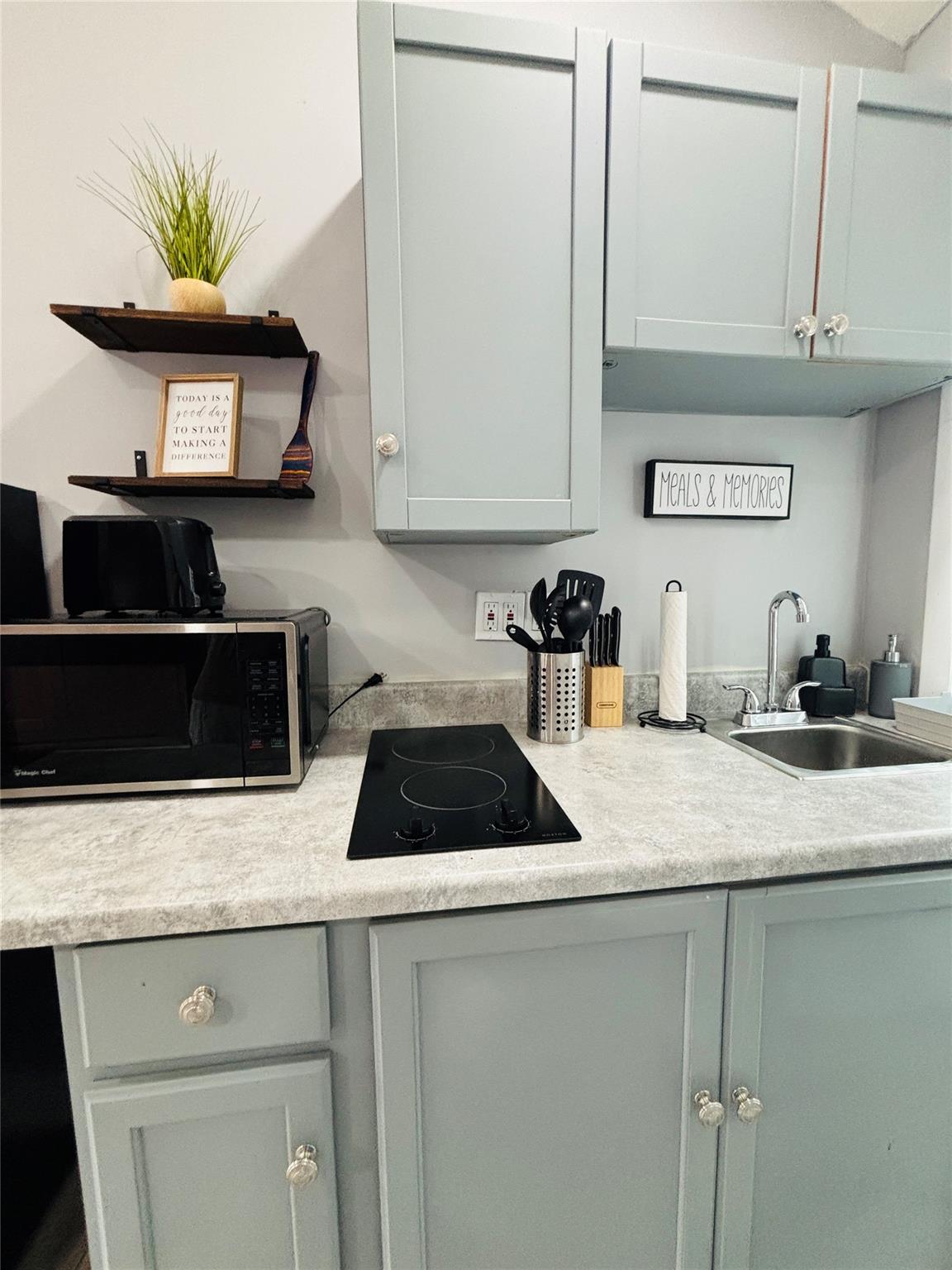 A beautifully furnished studio offering comfort, convenience, and modern style. This cozy space features a Murphy bed, sleek hardwood floors, a full kitchen with refrigerator, microwave, and freezer, plus wall-mounted A/C and heat. All utilities—water, electricity, internet, garbage, and sewage—are included for worry-free living. Detached parking adds extra ease. Nestled in the peaceful Riverland area, this charming rental is close to downtown, beaches, right next to 95 and 595 major highways. around 15 mins from FLL airport. Perfect for one person seeking a private, move-in ready retreat in a great location. No pets, 1-year lease, $500 deposit. Available now!