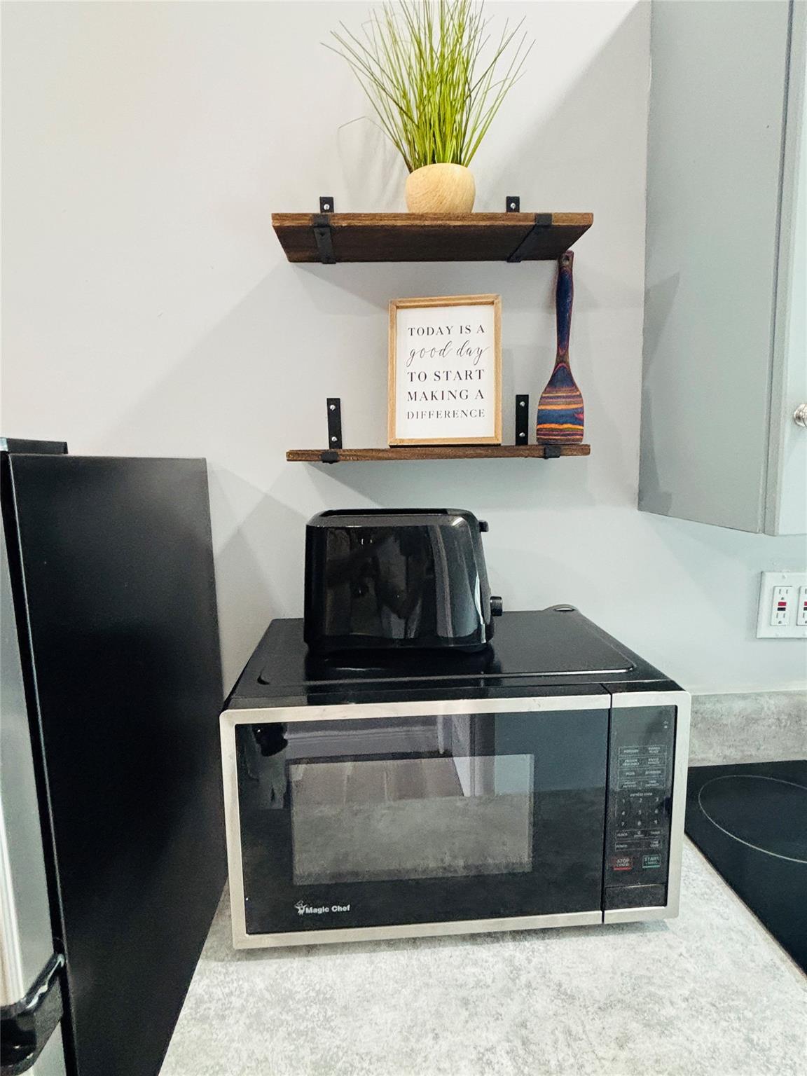 Gillcrest 34-12 B - Residential Lease