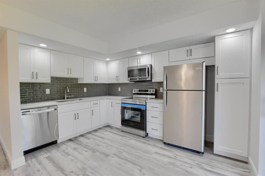 Photo of 5160 Las Verdes Circle #218, Delray Beach, FL 33484 (MLS # R10876596)