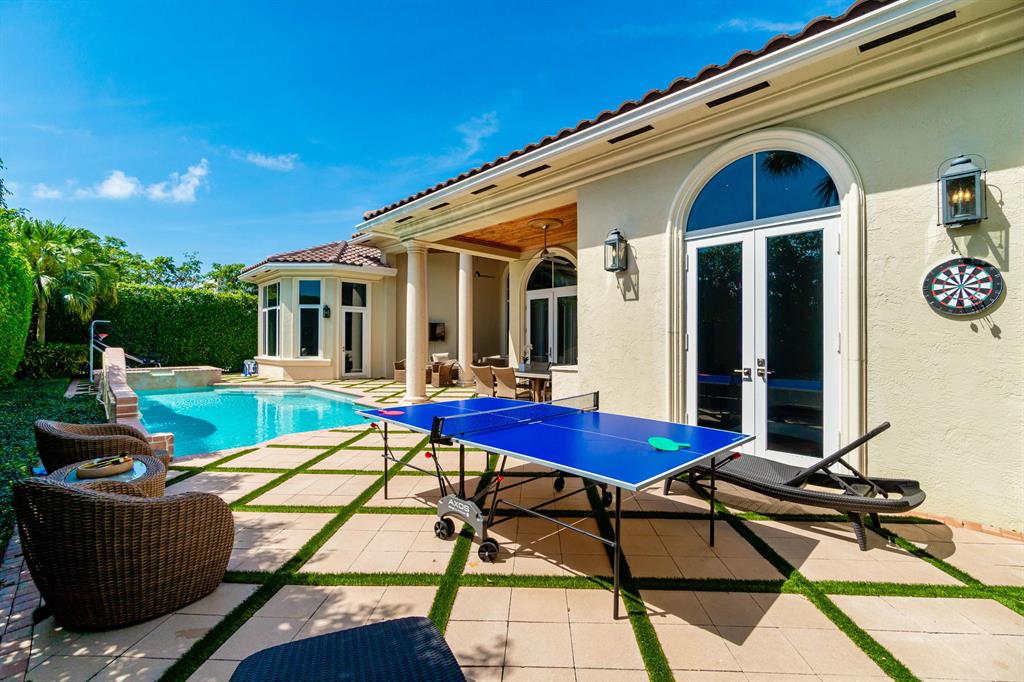 ROYAL PALM YACHT & COUNTR - Residential