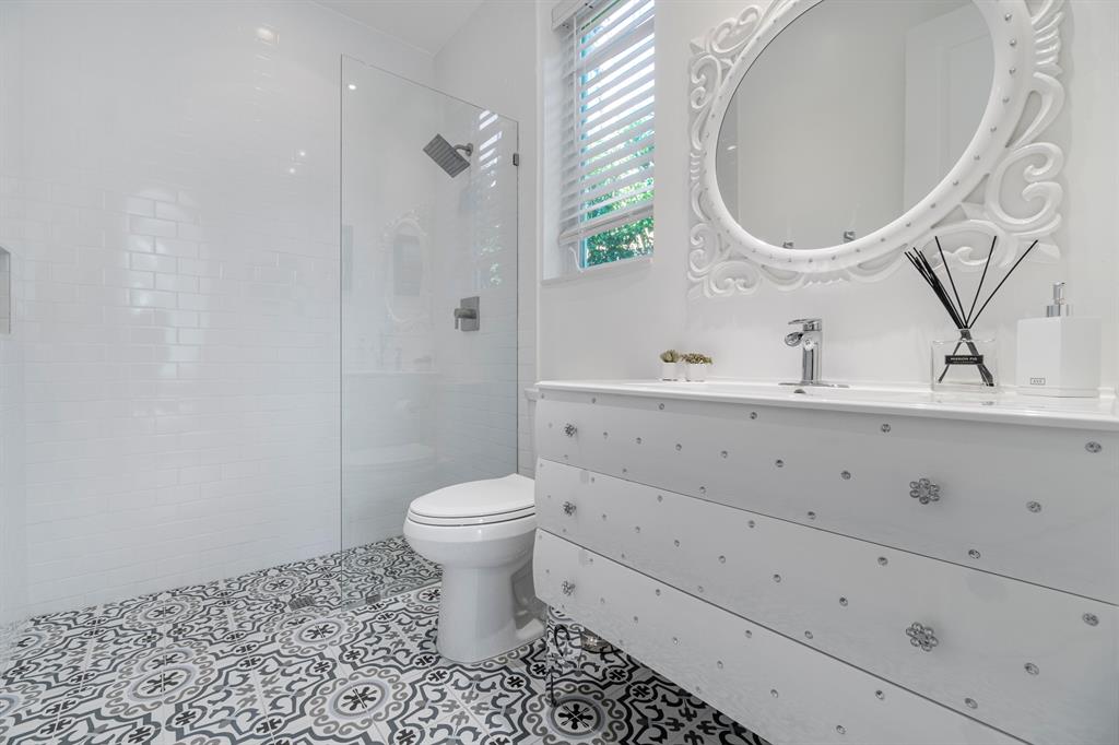 ROYAL PALM YACHT & COUNTR - Residential