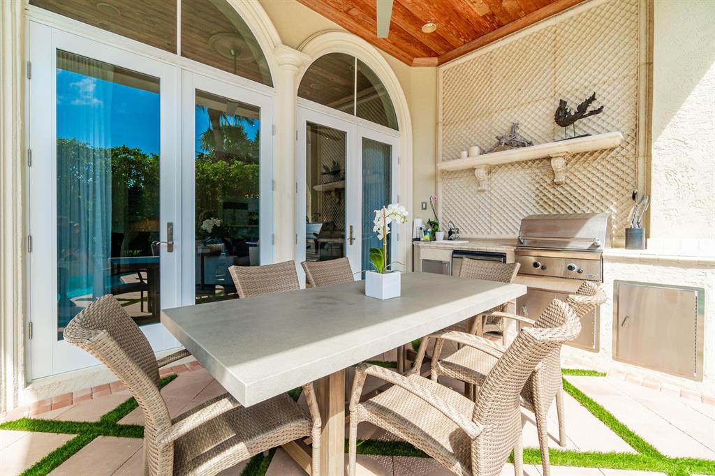 ROYAL PALM YACHT & COUNTR - Residential