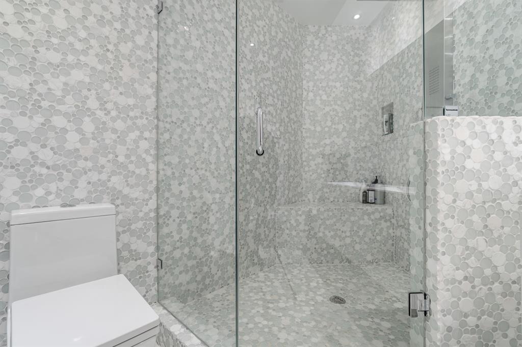 ROYAL PALM YACHT & COUNTR - Residential