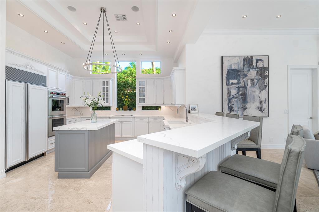 ROYAL PALM YACHT & COUNTR - Residential