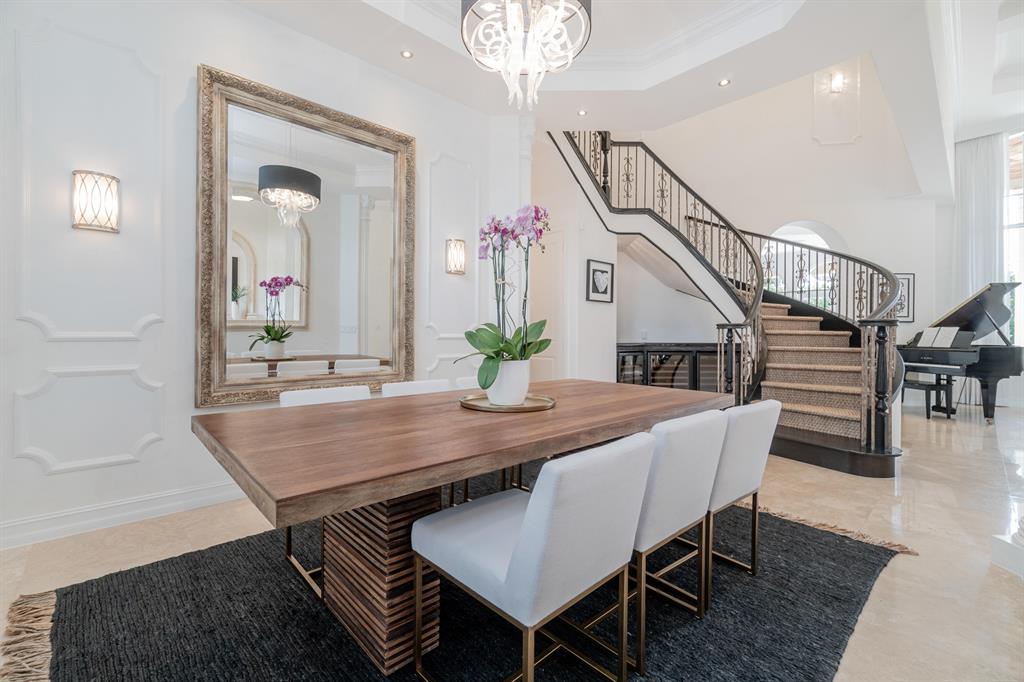 ROYAL PALM YACHT & COUNTR - Residential