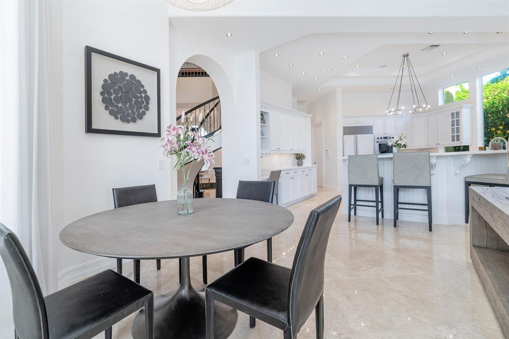 ROYAL PALM YACHT & COUNTR - Residential