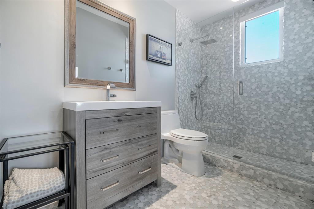 ROYAL PALM YACHT & COUNTR - Residential