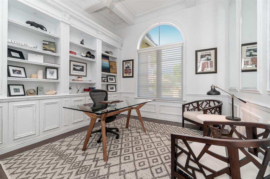 ROYAL PALM YACHT & COUNTR - Residential