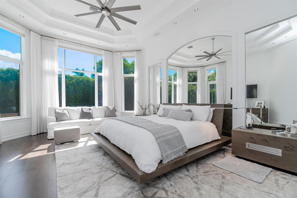 ROYAL PALM YACHT & COUNTR - Residential