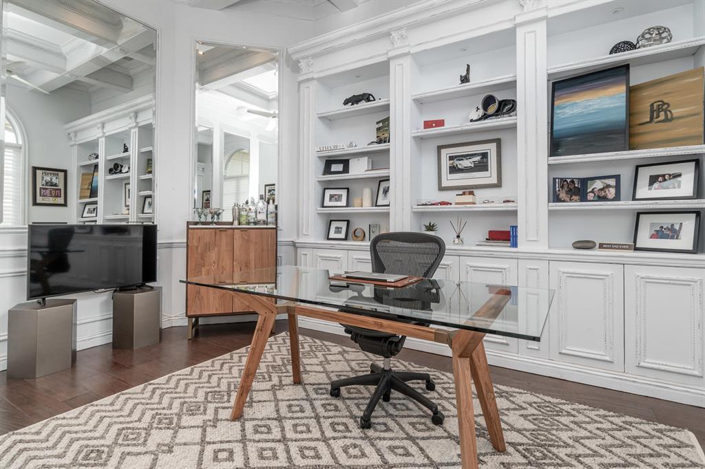 ROYAL PALM YACHT & COUNTR - Residential