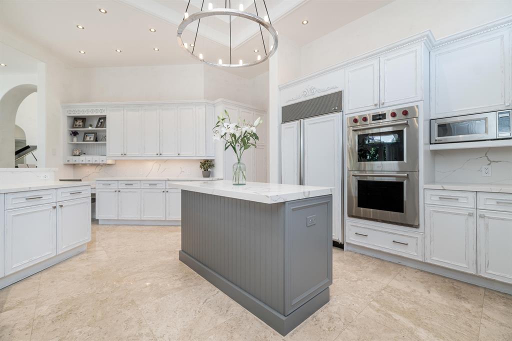 ROYAL PALM YACHT & COUNTR - Residential