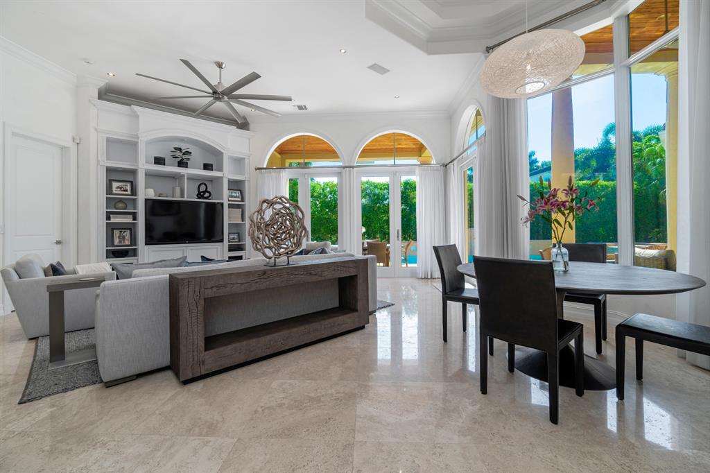 ROYAL PALM YACHT & COUNTR - Residential